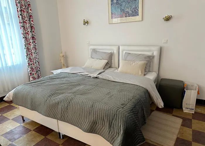 Dokstudio50 Quarto em Acomodações Particulares *