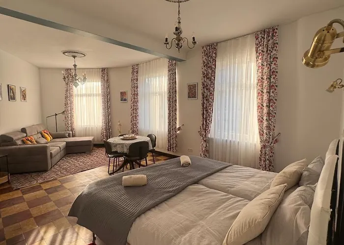 Проживание в семье Dokstudio50 Гент